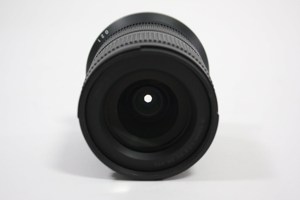 Sigma 18-50mm f/2.8 DC DN for RF Mount