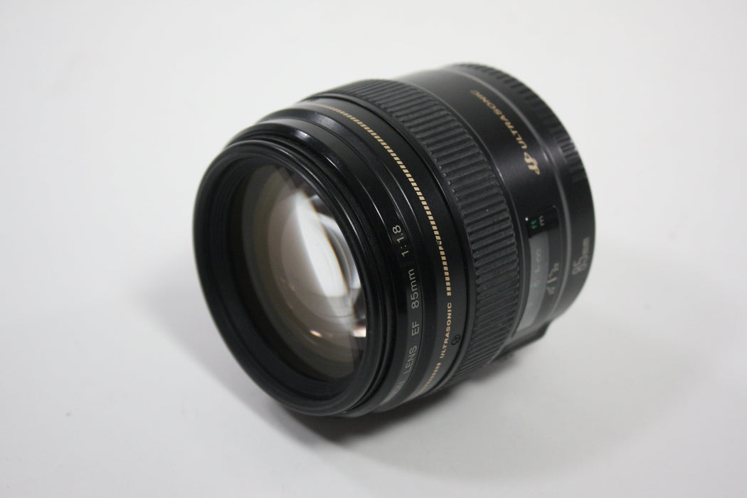 Canon 85mm f1.8 USM Lens for EF Mount AS-IS for Parts