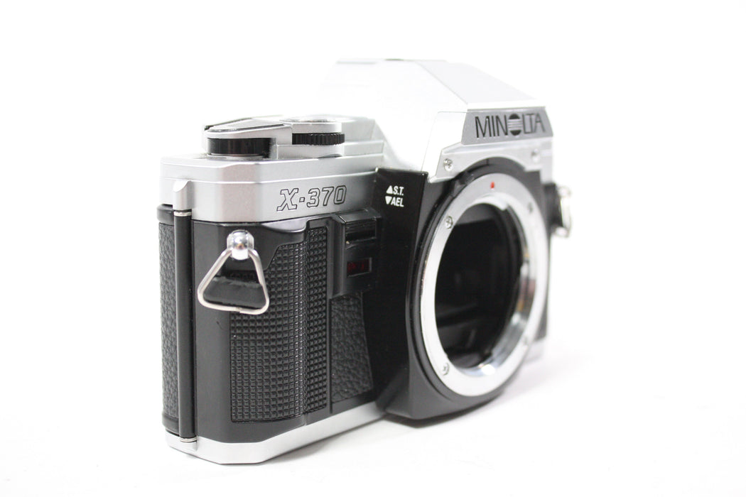 Minolta X-370 35mm SLR Camera with 50mm f/1.7 MD Lens