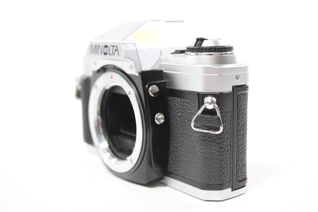 Minolta X-370 35mm SLR Camera with 50mm f/1.7 MD Lens