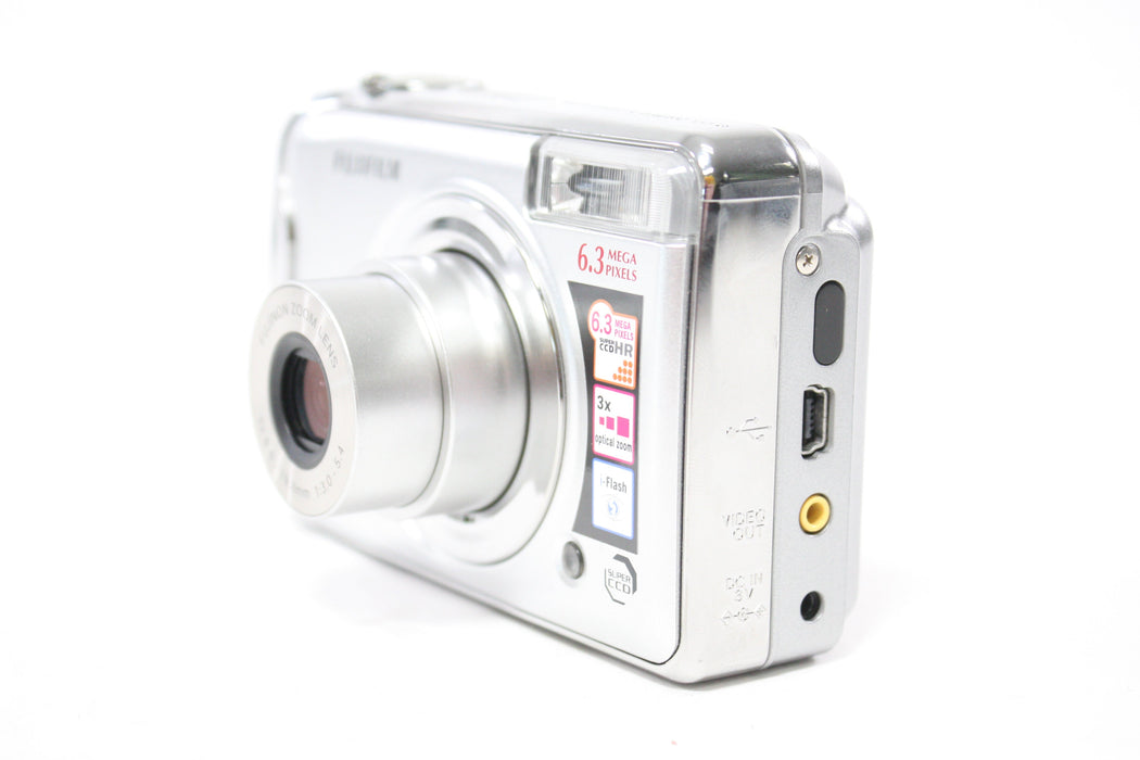 Fujifilm Finepix A610 Digital Point and Shoot Camera 3x Zoom 6.3mp