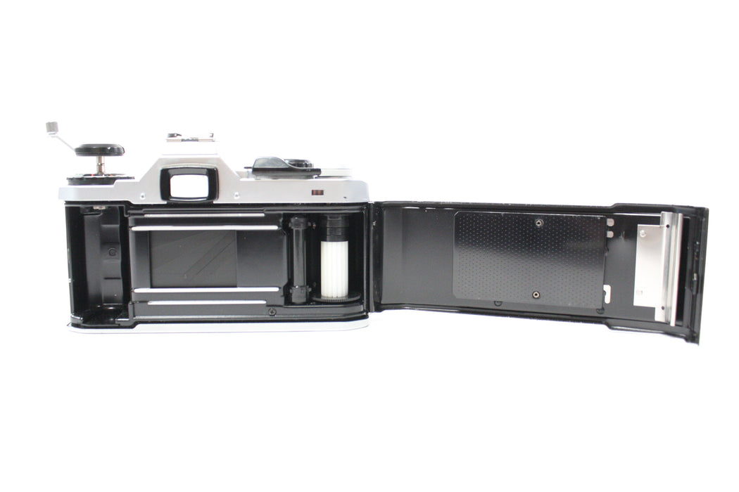 Pentax ME Super 35mm SLR with 50mm f/2 SMC Pentax-M Lens AS-IS