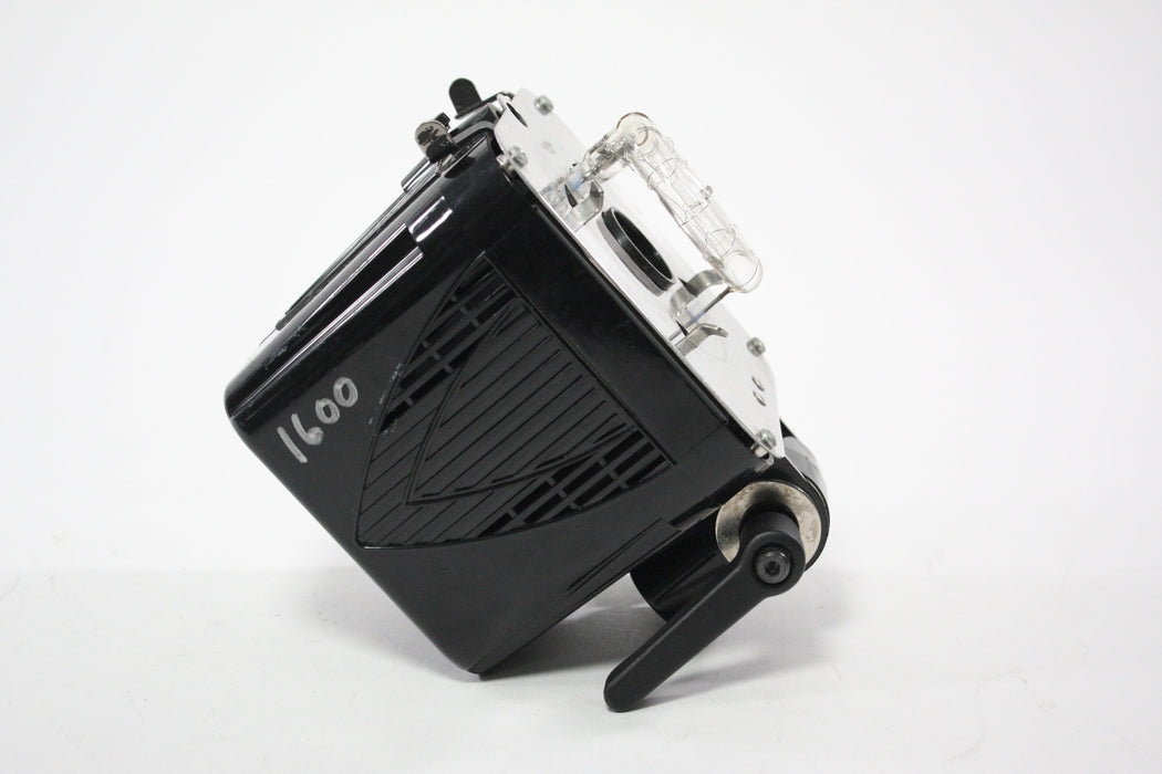 Paul C Buff Alien Bees B1600 640 WS Strobe