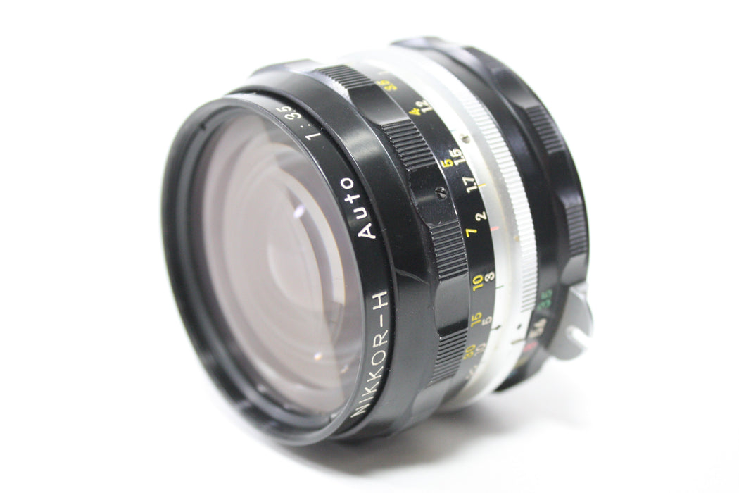 Nikon 28mm f/3.5 Nikkor-H Auto Non AI Lens for F Mount