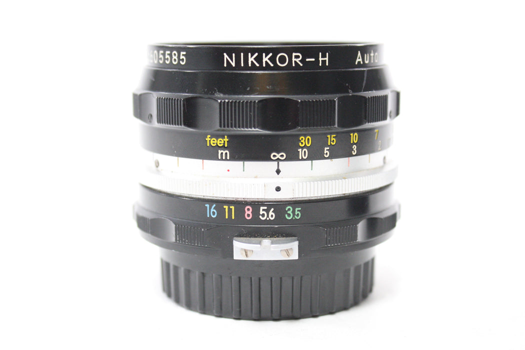 Nikon 28mm f/3.5 Nikkor-H Auto Non AI Lens for F Mount