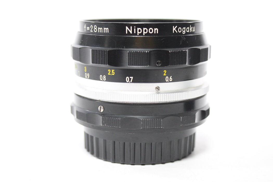 Nikon 28mm f/3.5 Nikkor-H Auto Non AI Lens for F Mount