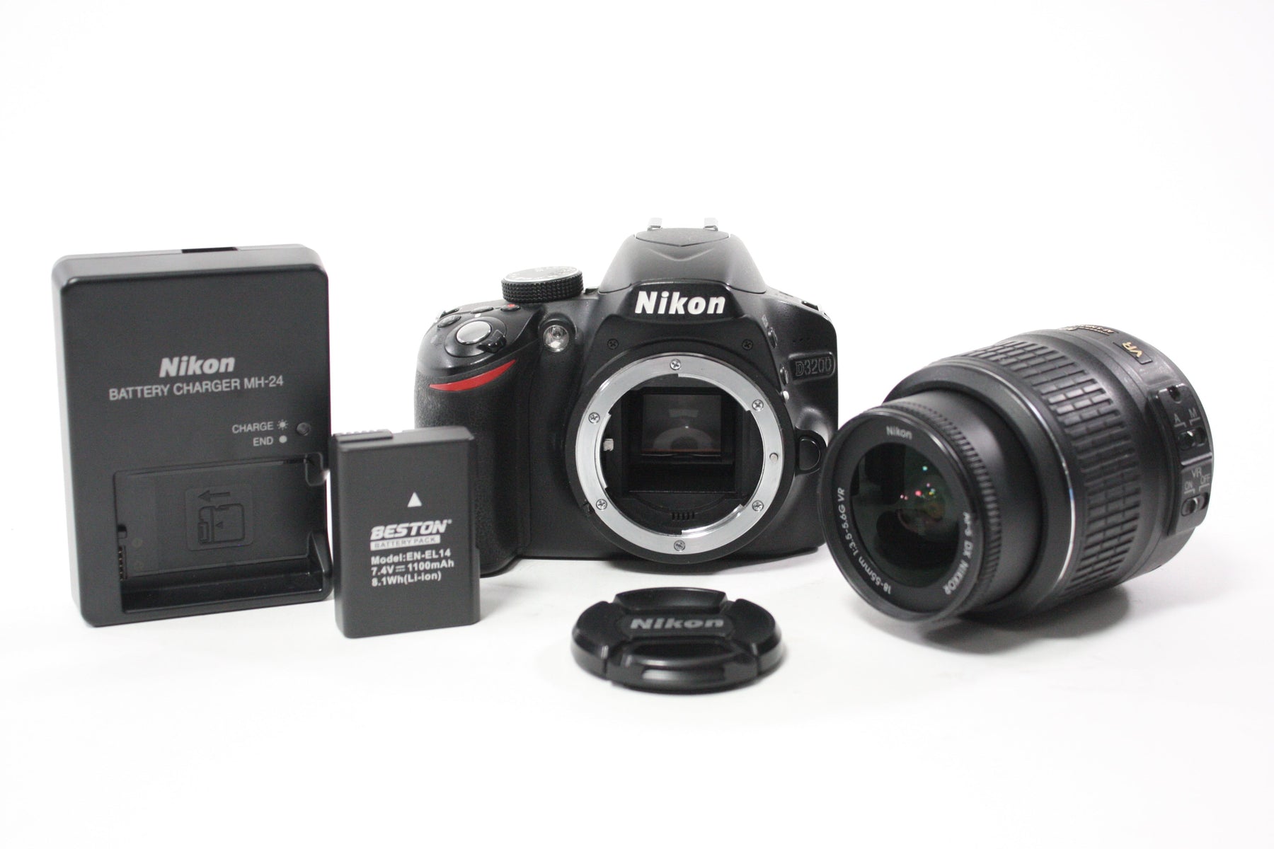 Nikon D3200 DSLR Camera with 18-55mm f/3.5-5.6 G VR DX Lens with Shutter Count 8,263