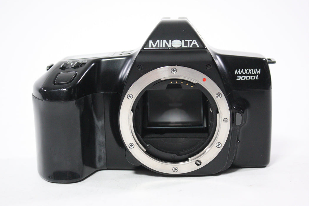 Minolta Maxxum 3000i 35mm SLR Camera with Minotla Maxxum 35-80mm f/4 AF Zoom for A Mount Lens