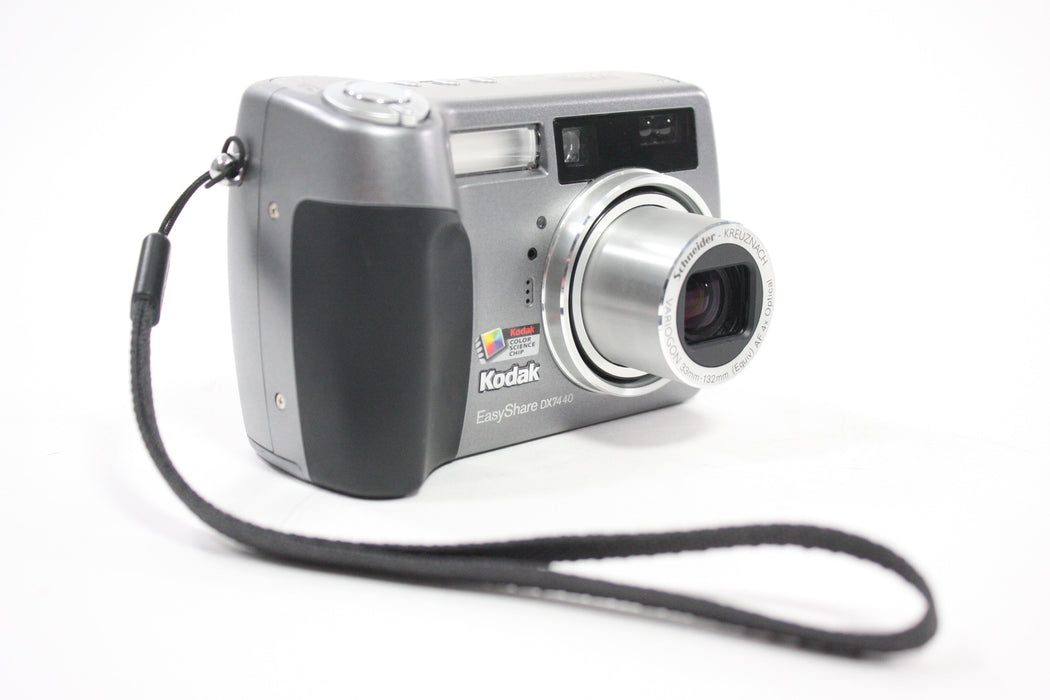 Kodak EasyShare DX7440 Digital Point and Shoot Camera 4x Zoom 4.0mp
