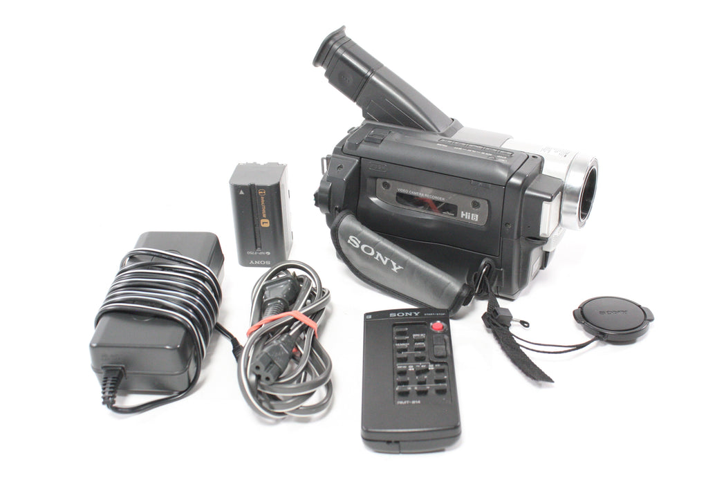 Sony Handycam Vision CCD-TRV68 NTSC Hi8 Casette Video Camera