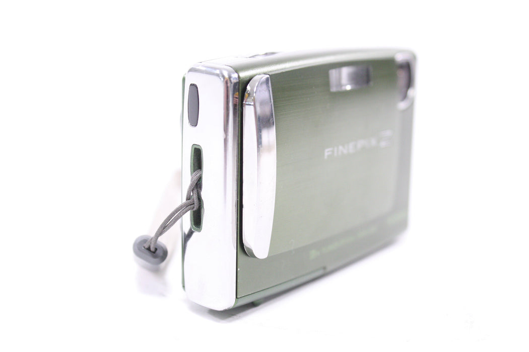 Fujifilm Finepix Z10 FD Digital Point and Shoot Camera 3x Zoom 7.2mp (Green)