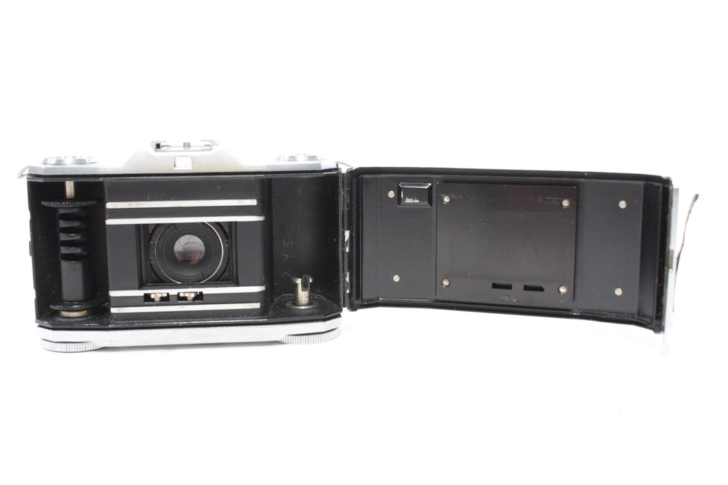 Zeiss Ikon Contina 35mm Camera with Novar-Anastigmat 45mm f/3.5 Lens