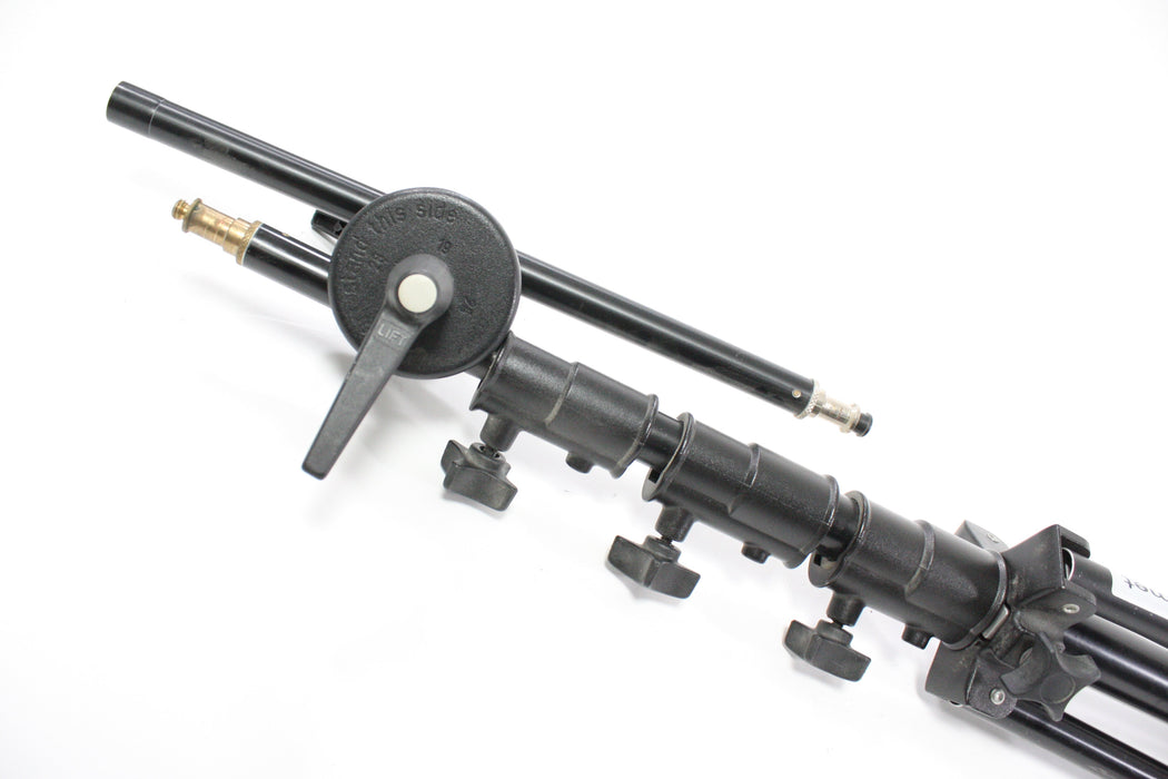 Calumet 004B Light Stand