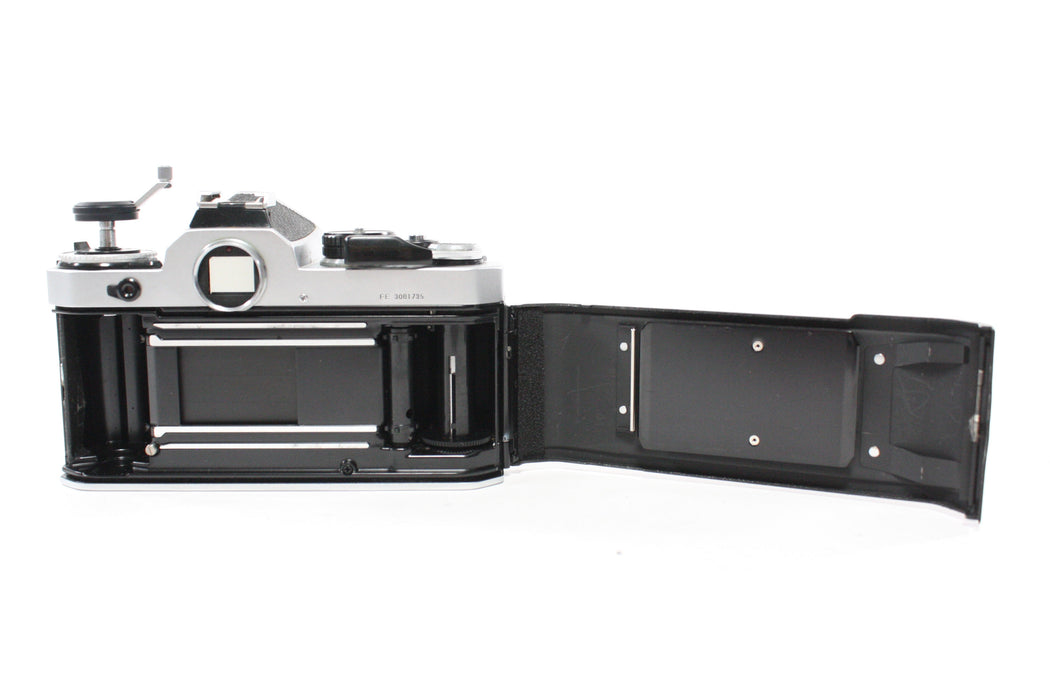 Nikon FE 35mm SLR Camera with 50mm f/1.4 Nikkor-S Auto Lens