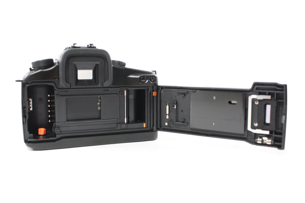 Canon EOS 7 35mm SLR Camera Body