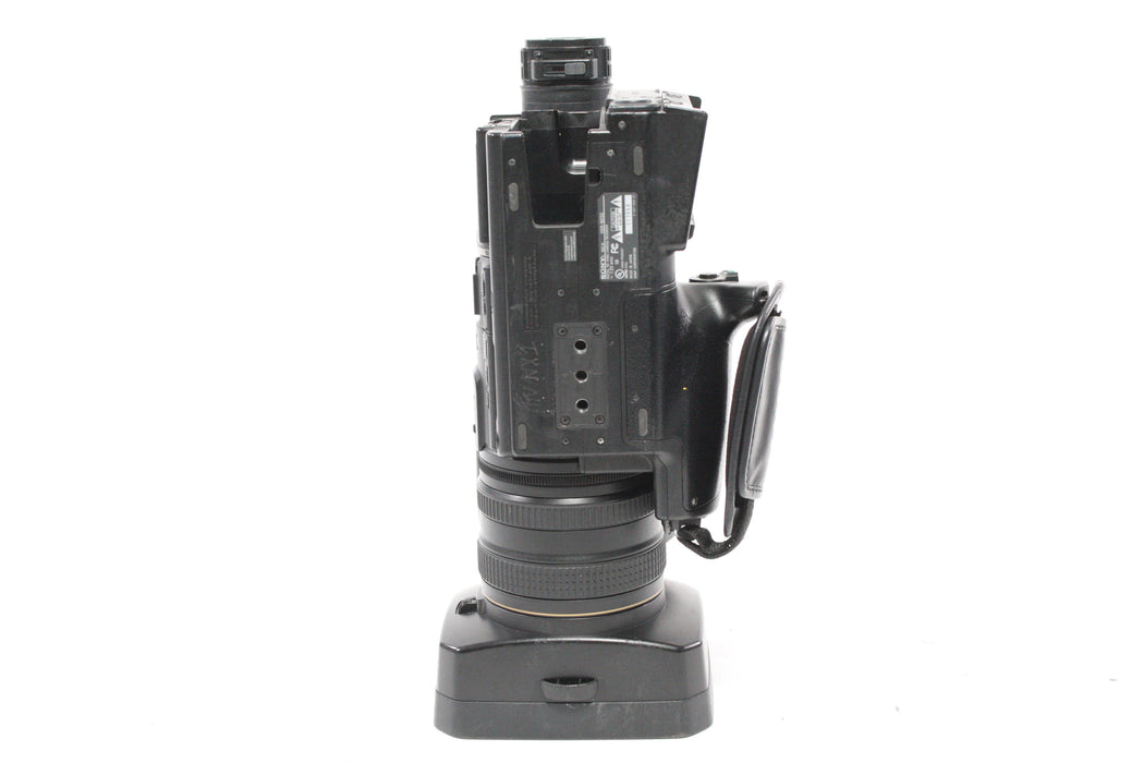 Sony HXR-NX5U NXCAM Professional Camcorder with 620 Hours