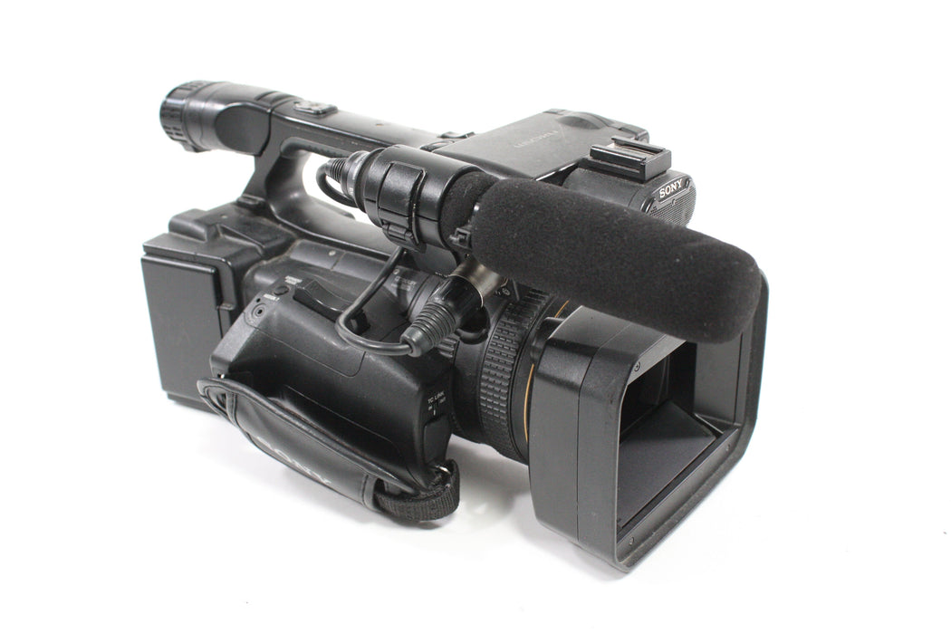 Sony HXR-NX5U NXCAM Professional Camcorder with 790 Hours