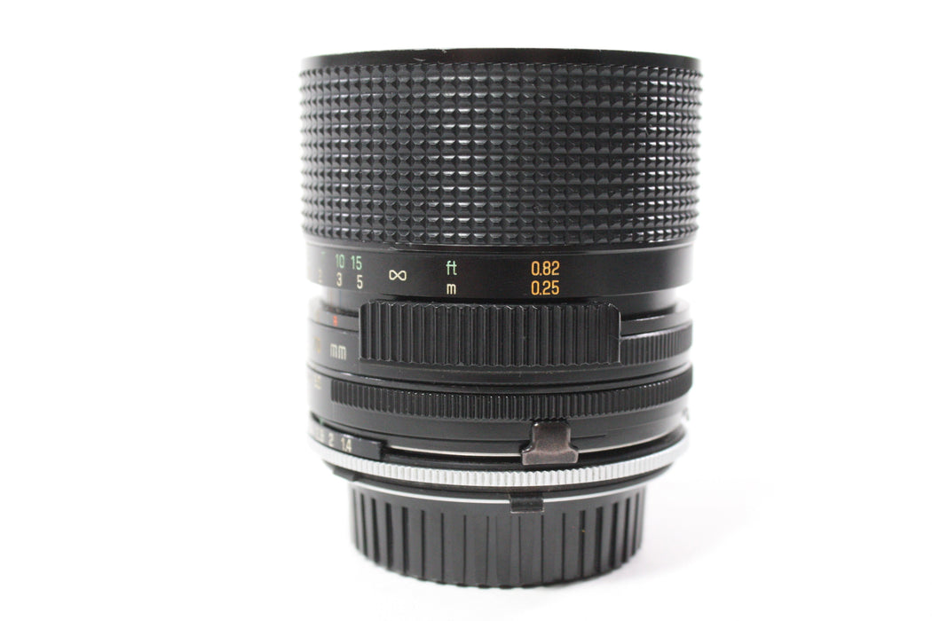 Tamron 35-70mm f/3.5 CF Macro BBAR MC Lens for MD Mount