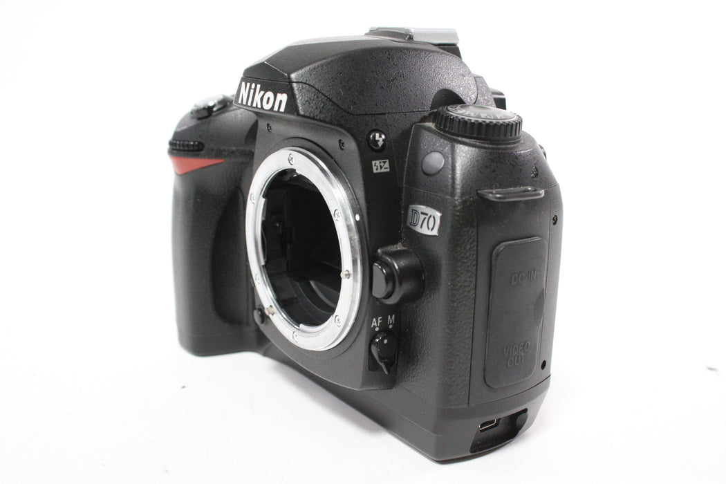 Nikon D70 DSLR Camera Body with Shutter Count 12,415