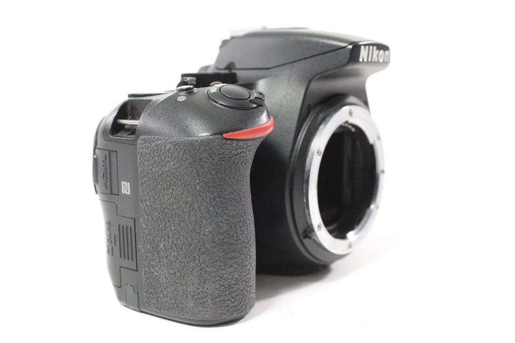 Nikon D5600 DSLR Camera Body with Shutter Count 28,592