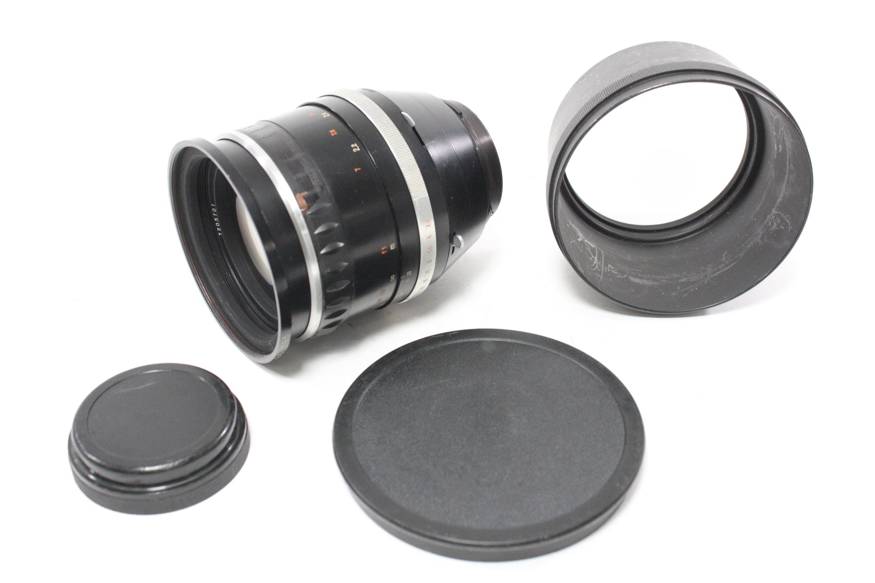 Aus Jena 180mm f/2.8 Lens for Pentacon Six Mount