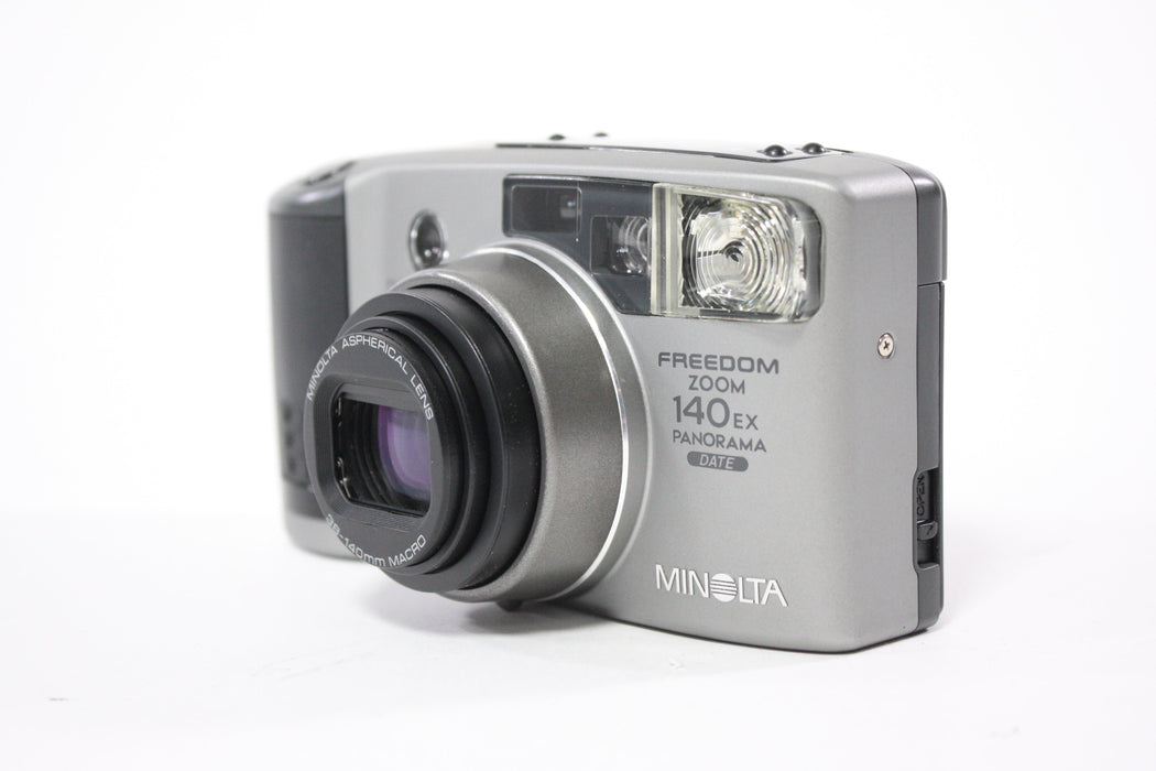 Minolta Freedom Zoom 140EX Panorama Date 35mm Point and Shoot Camera