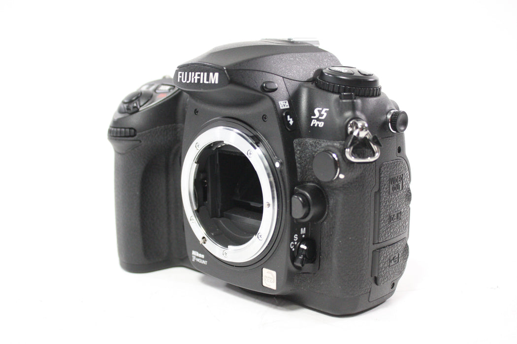 Fujifilm S5 Pro DSLR Camera Body with Nikon MB-D200 Battery Grip with Shutter Count 26,400