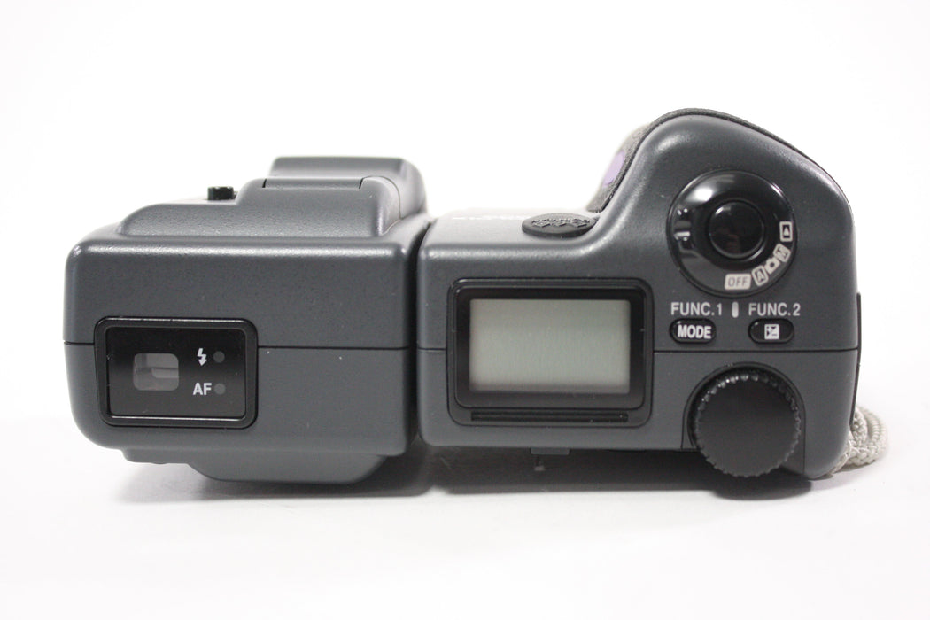 Nikon Coolpix E995 Digital Point and Shoot Camera