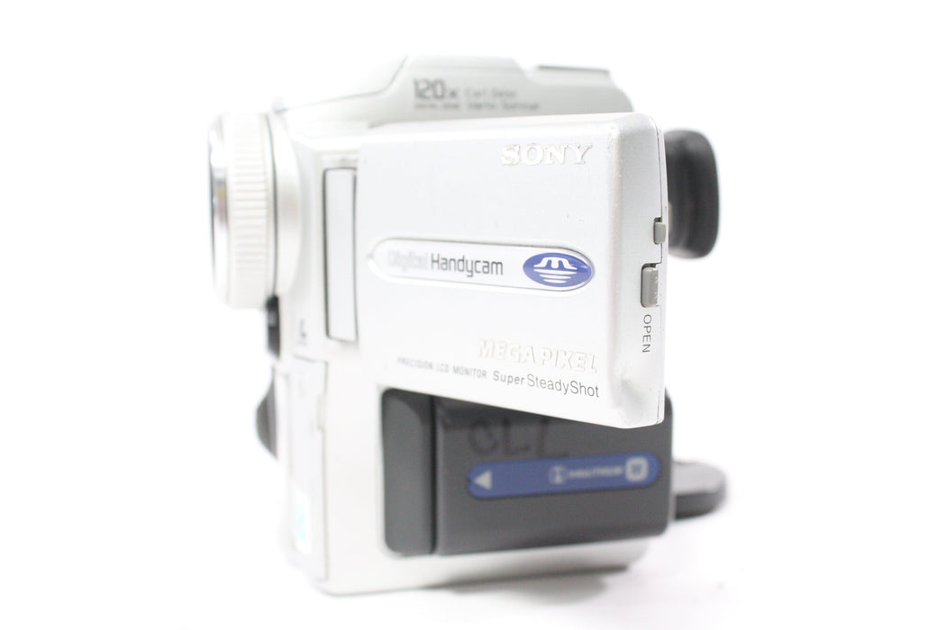Sony DCR-PC110 NTSC Digital Handycam