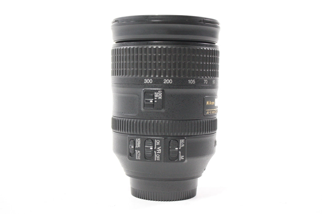 Nikon 28-300mm f/3.5-5.6G ED VR AF-S Nikkor Lens for F Mount AS-IS