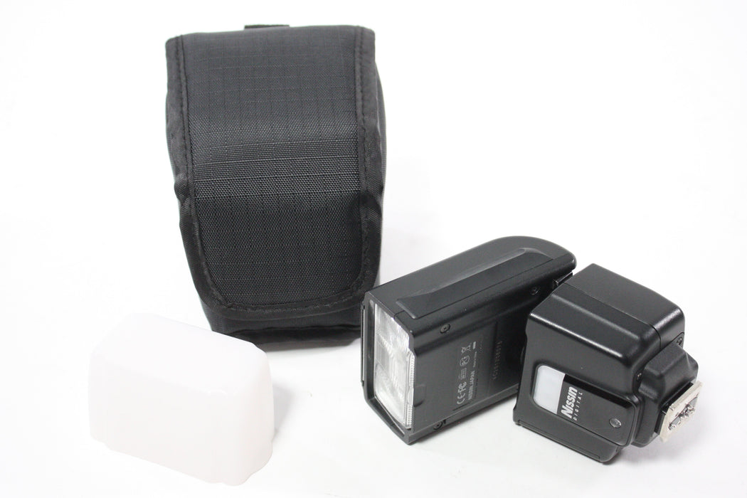 Nissin i40 Flash for Fuji X