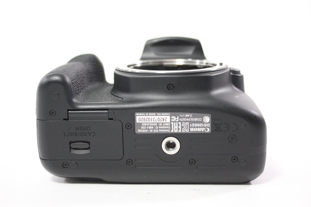 Canon EOS Rebel T6 DSLR Camera with 18-55mm f/3.5-5.6 IS II EF-S Lens With Shutter Count  2,368