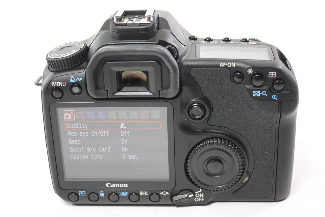 Canon EOS 40D DSLR Camera with 18-55mm f/3.5-5.6 IS II EF-S Lens with Shutter Count 305