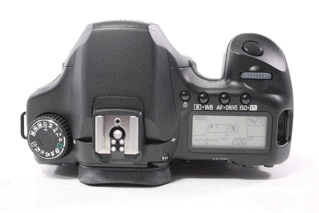 Canon EOS 40D DSLR Camera with 18-55mm f/3.5-5.6 IS II EF-S Lens with Shutter Count 305