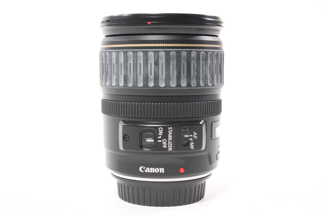 Canon 28-135mm f/3.5-5.6 IS USM Macro Lens for Canon EF Mount