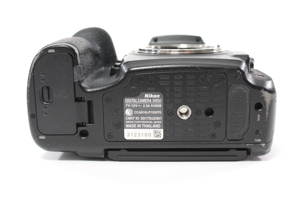 Nikon D850 DSLR Camera Body Only with Shutter Count 101,967
