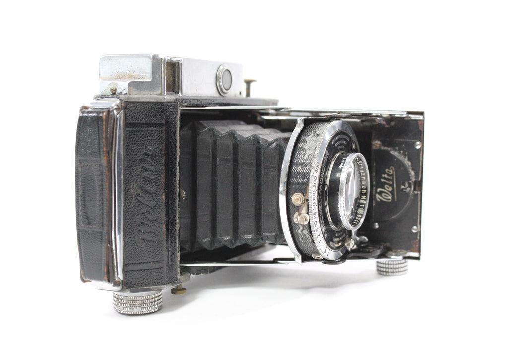 Welta Weltur Folding Camera with Schneider-Kreuznach 7.5cm f/2.8 Xenar Lens