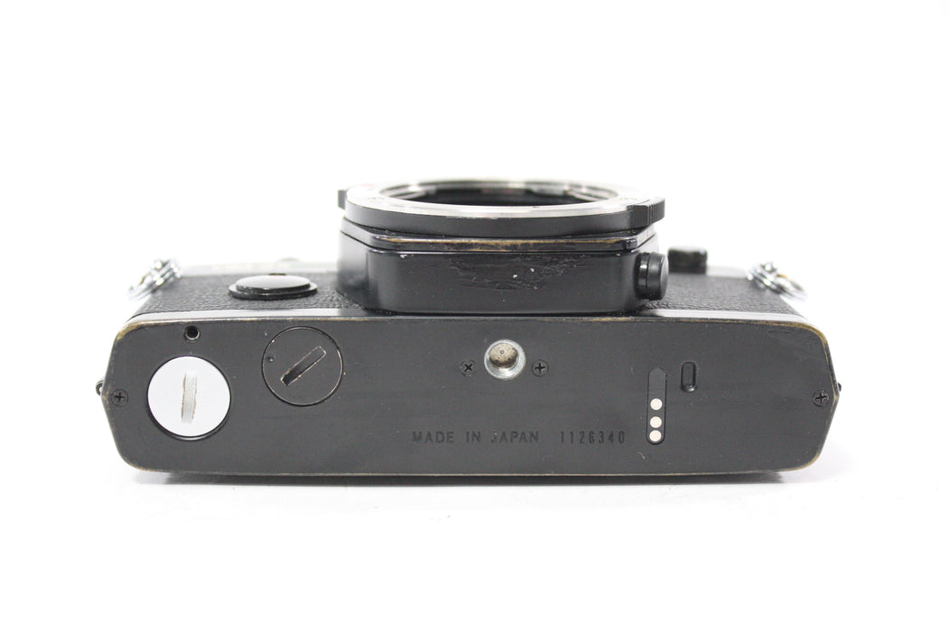 Olympus OM-2S Program 35mm SLR Camera with 50mm f/1.4 Auto-S MC Lens for OM Mount