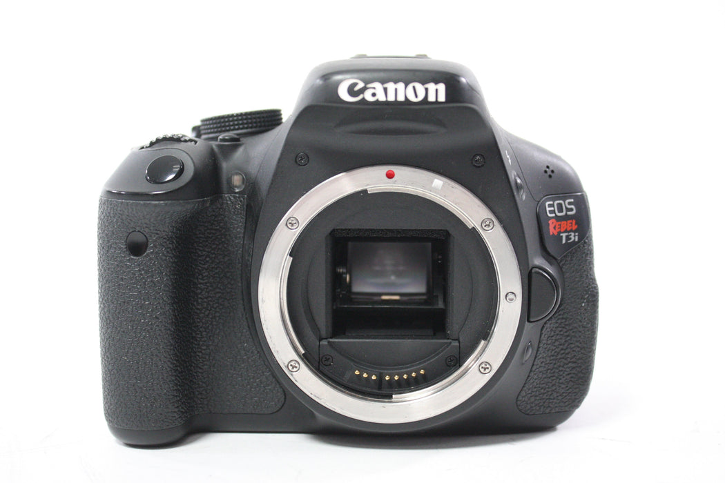Canon EOS Rebel T3i DSLR Camera with 18-55mm f/3.5-5.6 EF-S IS II Lens with Shutter Count 8,778 (Please Read)