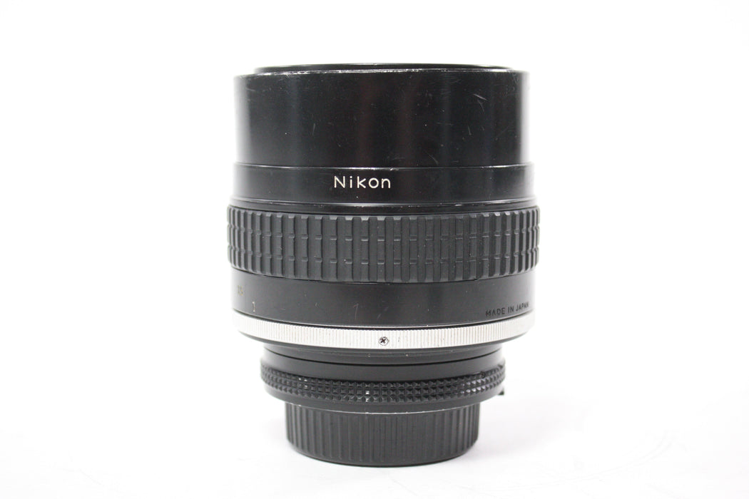 Nikon 105mm f/1.8 Nikkor AI-S Lens for Nikon F Mount