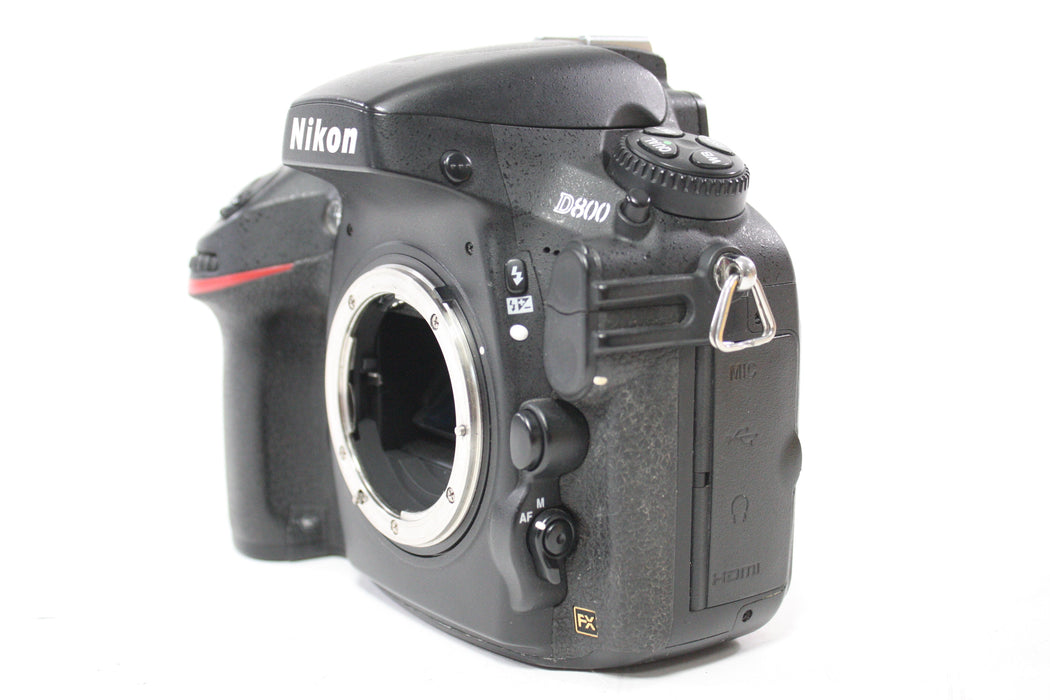 Nikon D800 DSLR Camera Body with Shutter Count 68,796 with Kirk Photo BL-D800 L Bracket