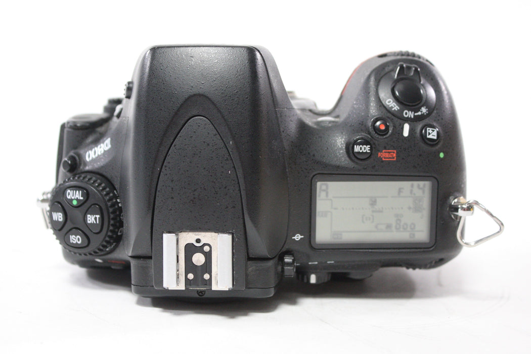 Nikon D800 DSLR Camera Body with Shutter Count 68,796 with Kirk Photo BL-D800 L Bracket