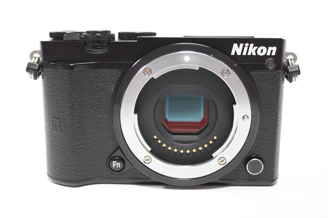 Nikon 1 J5 Digital Mirrorless Camera with 10-30mm f/3.5-5.6 VR Lens with Shutter Count 29,213