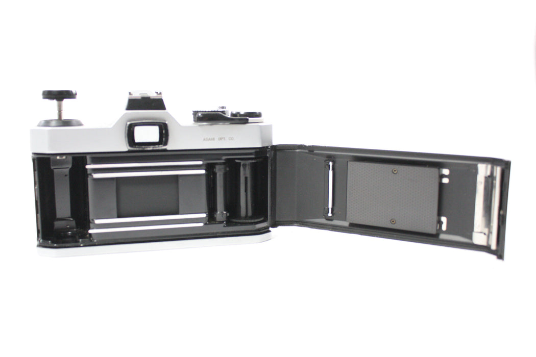 Pentax K1000 35mm SLR Camera with Pentax-M 50mm f/2 SMC Lens