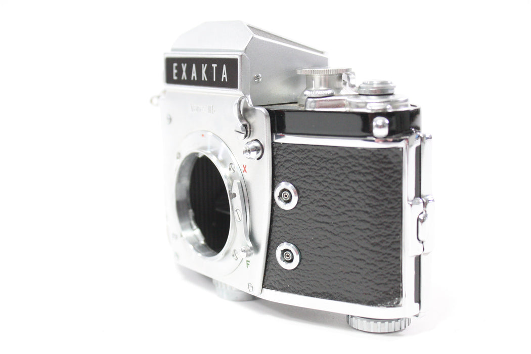 Exakta Varex II b 35mm SLR Camera with 50mm f/2 Pancolar Lens