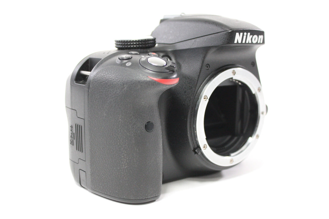 Nikon D3300 DSLR Camera with 18-55mm f/3.5-5.6G VR II AF-S DX Lens with Shutter Count 1,084