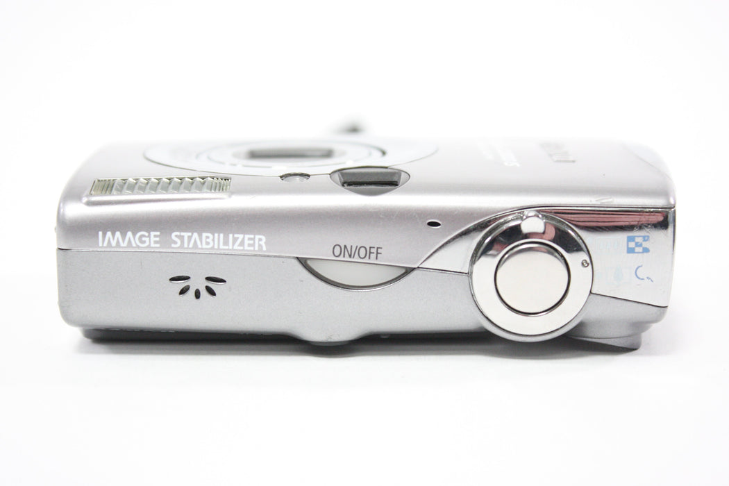 Canon PowerShot SD800 IS Digital Point and Shoot Camera 3.8x Zoom 7.1mp