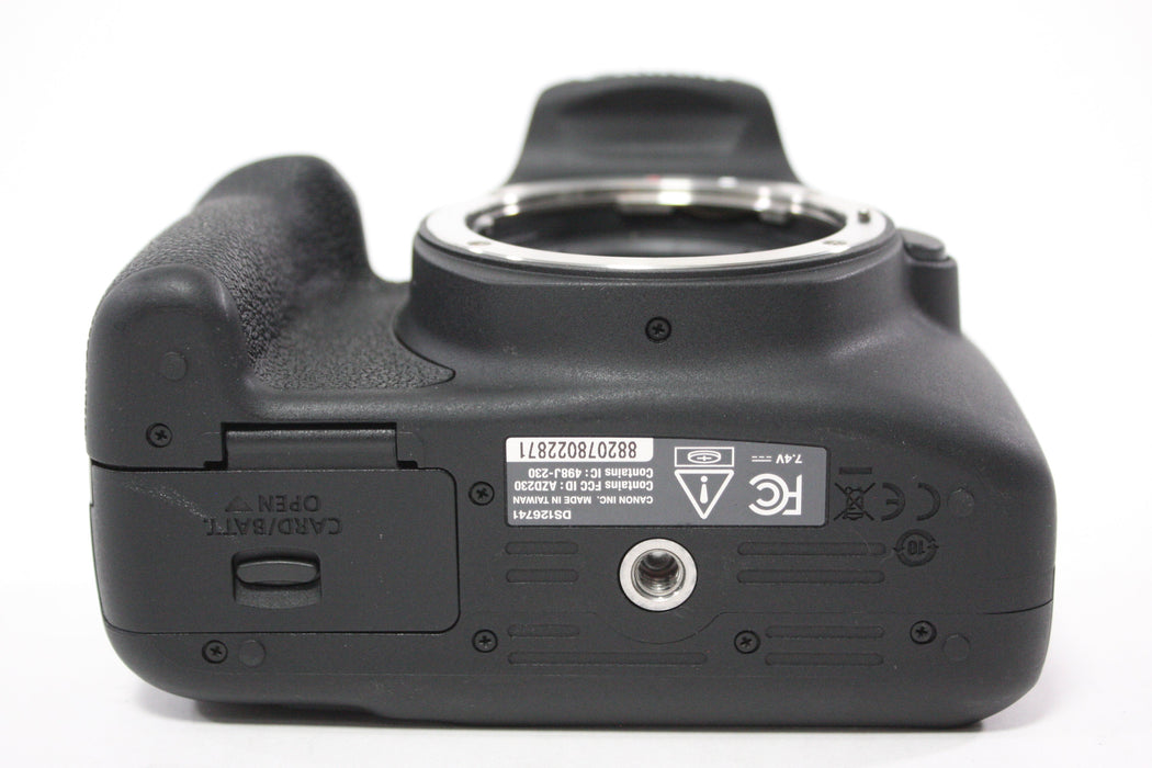 Canon Rebel T7 DSLR Camera with 18-55mm f/3.5-5.6 IS II Lens with Shutter Count 3,122