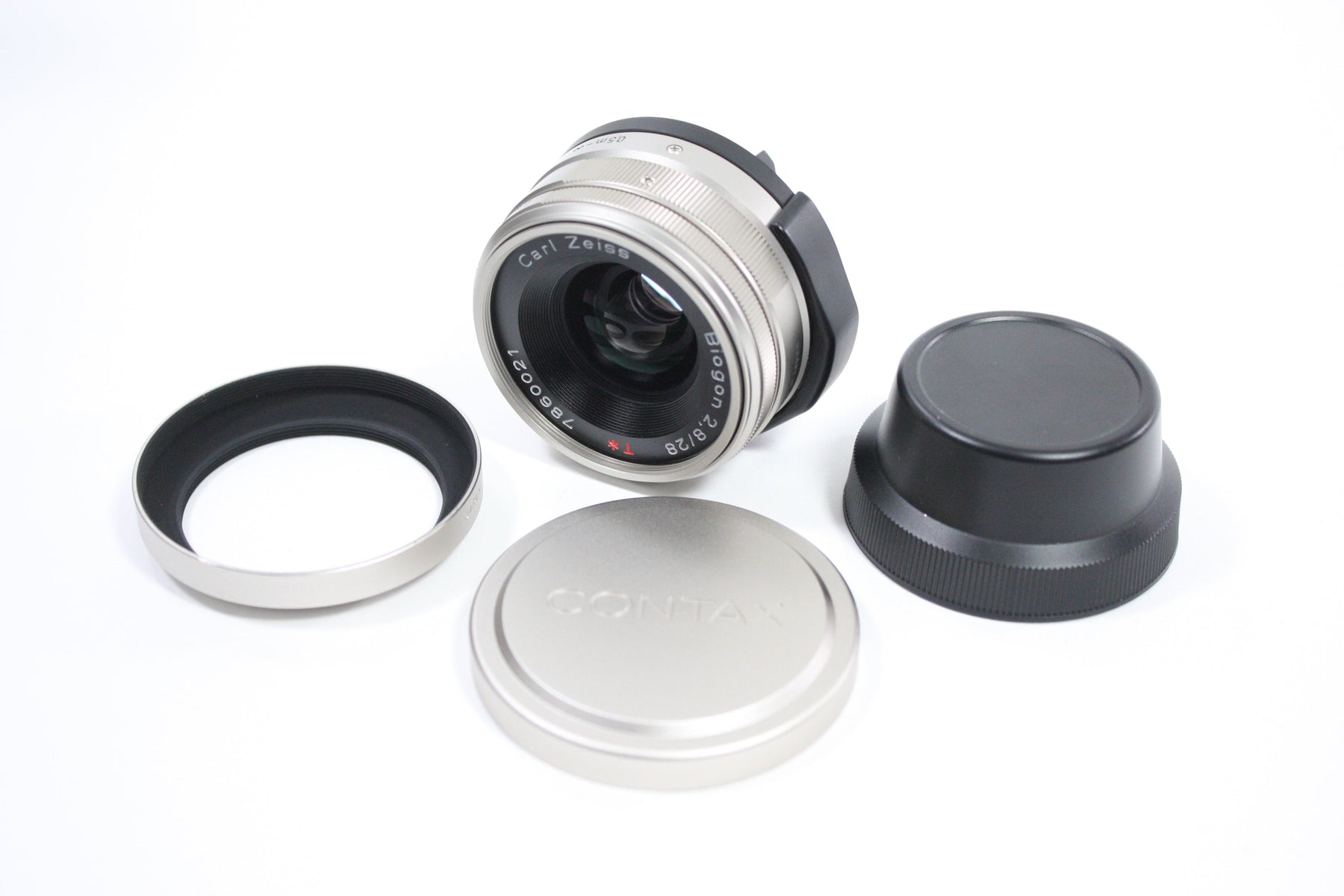 Carl Zeiss 28mm f/2.8 T* Biogon Lens for Contax G Mount