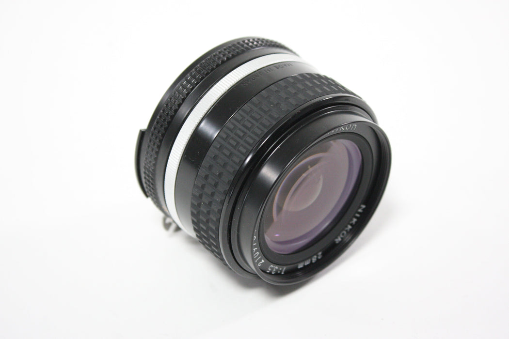 Nikon 28mm f/3.5 Nikkor AIS Lens for Nikon F Mount AS-IS